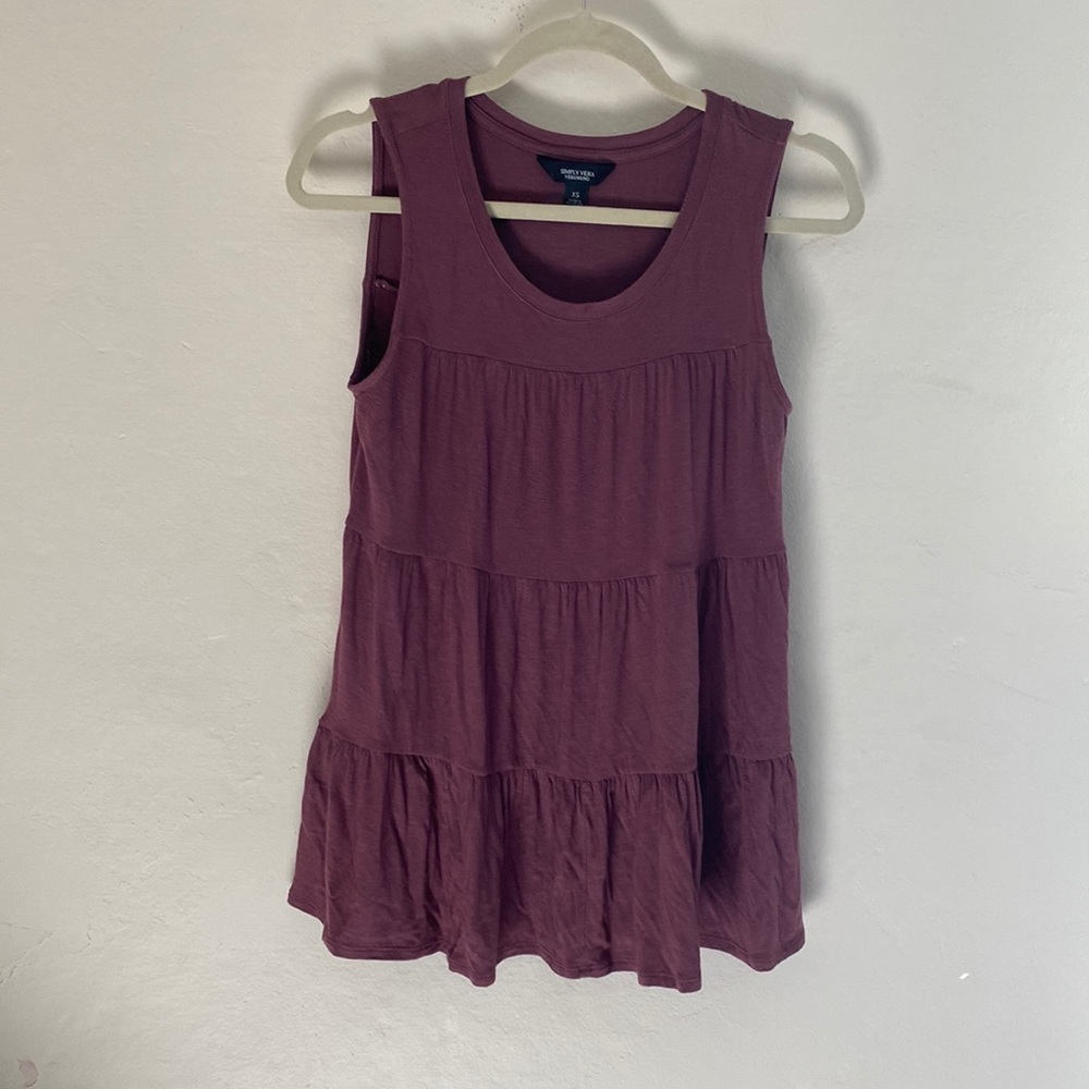 Simply Vera Wang top, Size XS ( originally a long oversized) could fit M or L